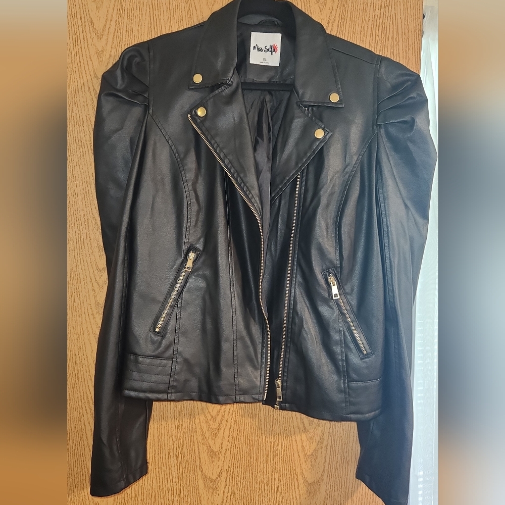 NWOT juniors faux leather jacket